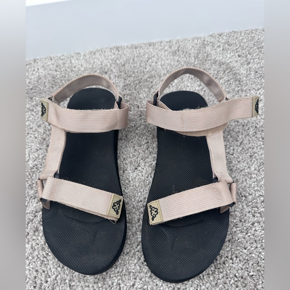 Kappa sandals